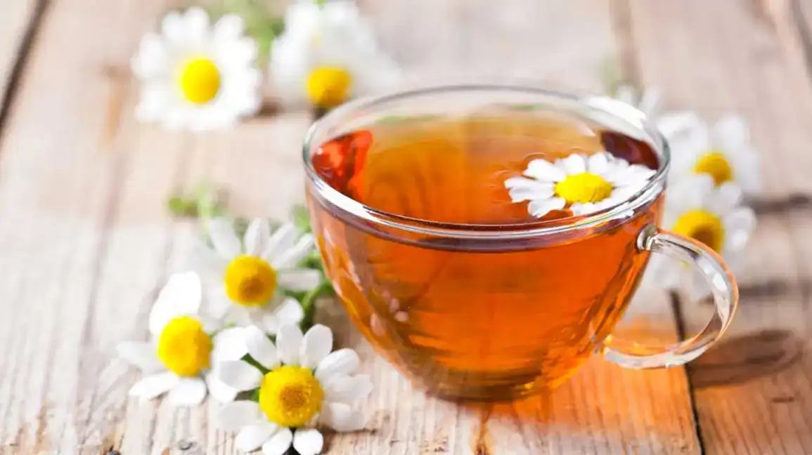 3 Powerful Skin Benefits of Chamomile Extract Powder